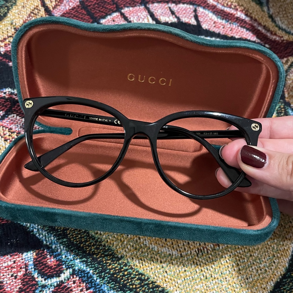 Gucci Black Frames - image 7